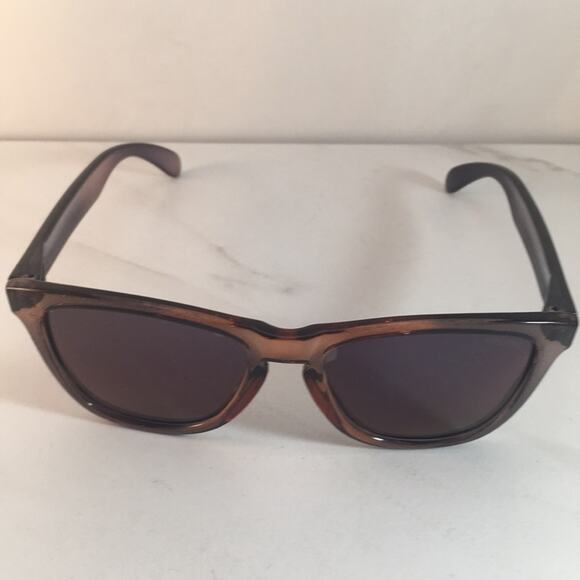 Champion polarized sunglasses cu5103 c01 hd in need of TLC - Picture 1 of 7